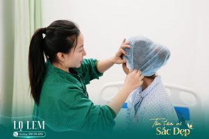 Khách hàng được chăm sóc sau khi sử dụng dịch vụ tại Lọ Lem